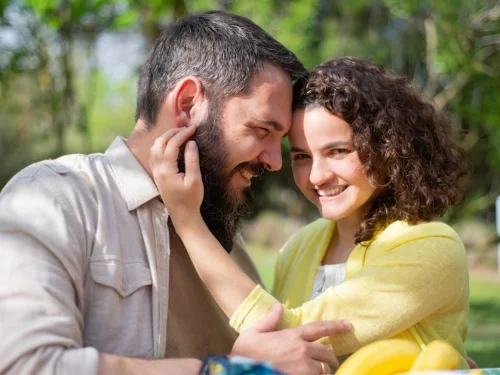 Köklerin Çağrısı: Rüyada Aile Büyüklerini Görmek