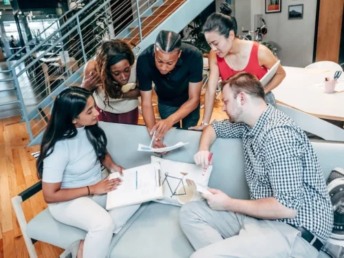 Kucağınızdaki Yabancı Ağlama: Rüyanız Ne Anlatıyor?