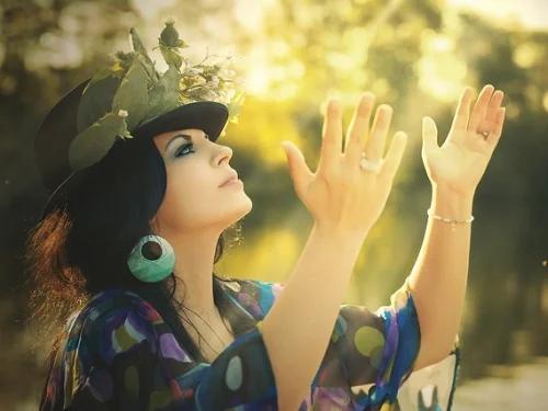 Rüyada Evde Beyaz Kuzu: Saflık ve Umut Simgesi mi?