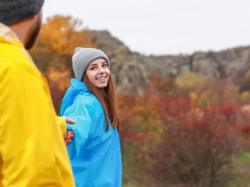 Rüyada Evde Vahşi Kedi: Gizli Güçleriniz Uyanıyor!