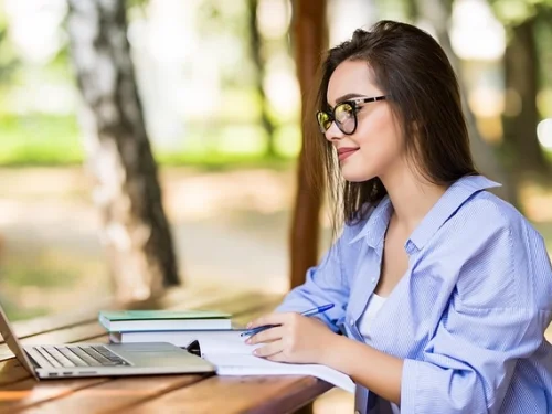 Erime Rüyası: Kontrol Kaybı mı, Dönüşüm Mü?