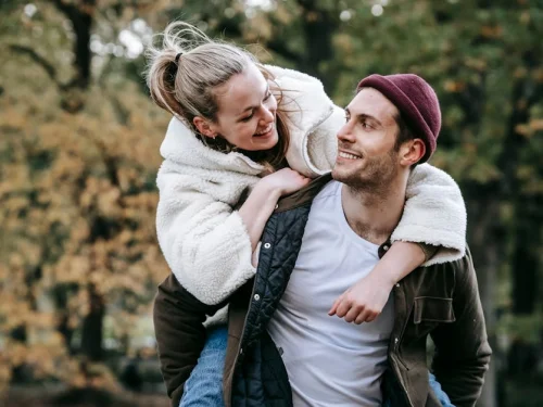 Rüyada İki Yavru Köpek: Sevgi, Sadakat ve Yeni Başlangıçlar