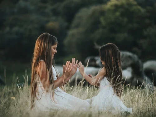 Rüyada Kayınvalideyle Kavga Ettiğini Görmek Ne Anlama Gelir?