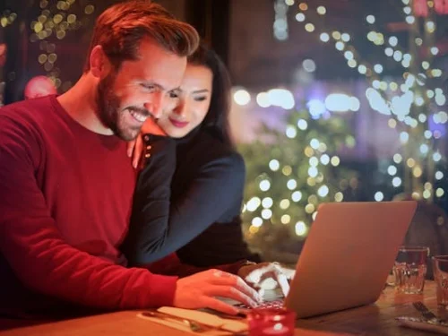 Rüyada Minyatür Kedi: Küçük Adımların Büyük Gücü