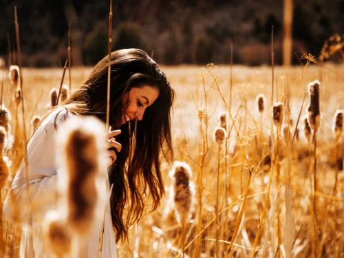 Rüyada Satıcı Görmek: Hayatınızdaki Gizli Takaslar