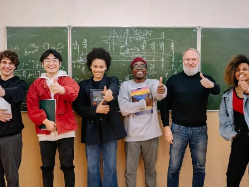 Rüyada Siyah Erkek Terlik Görmek Anlamı