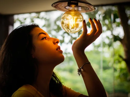 Palto Rüyası: Hayatın Gizli Katmanları