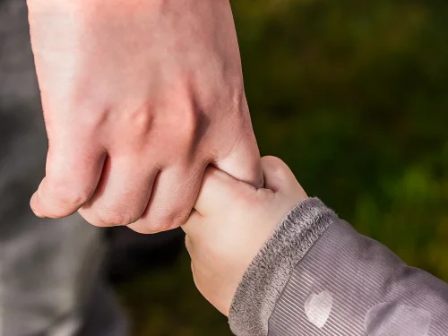 Rüyada Yaşayan Birinin Ölümü: Ruhsal Bir Dönüşümün İşareti